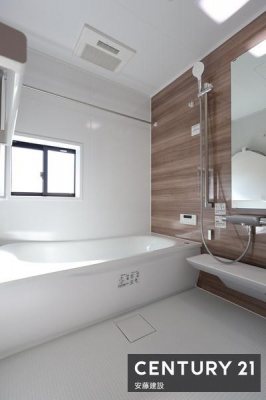 @y@@/@Bathroom@z
J[̃ANZgplŗDȋԂoVXeoXB
@ŃJr΍ɂȂ܂