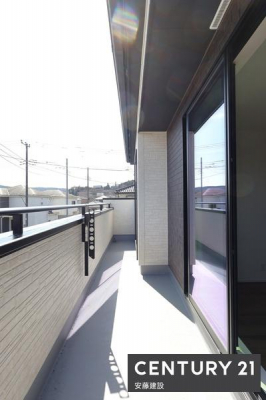 oRj[@y@oRj[@/@Balcony@z
QEmo\ȓ쓌oRj[I
Ղ̓𗁂тĐ󕨂芣܂