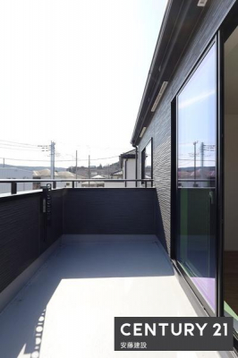 oRj[@y@oRj[@/@Balcony@z
Qo\ȓ쓌oRj[I
Ղ̓𗁂тĐ󕨂芣܂