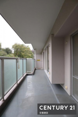 oRj[@y@oRj[@/@Balcony@z
2o\ȃoRj[I
ŗz悭󕨂₷ł