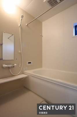 @y@@/@Bathroom@z
Ղ̂ɂZꂻȗ
g[@Ă芷C₷A~͉ߓxȉxh܂