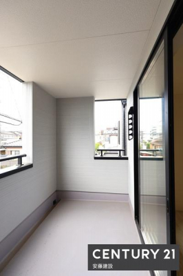 oRj[@y@oRj[@/@Balcony@z
Qo\ȓ쓌Ci[oRj[I
J̓łS݌v