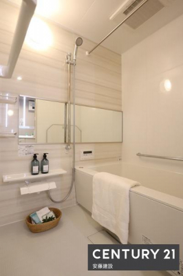@y@@/@Bathroom@z
Ղ̂ɂZꂻȂƂ̗
g[@Ă芷C₷A~͉ߓxȉxh܂