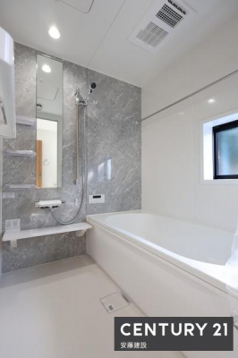 @y@@/@Bathroom@z
O[̃ANZgplŗDȋԂo
Ղ̂ɂƐZꂻȎ̃oX^C