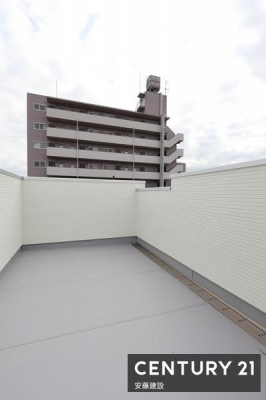 oRj[@y@oRj[@/@Balcony@z
ȓgɗт郋[toRj[
ꂽ̓CXe[uuăxsOy߂܂I