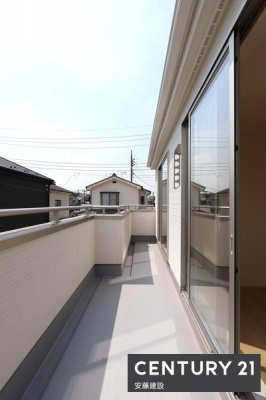 oRj[@y@oRj[@/@Balcony@z
2o\ȓoRj[I
Ղ̓𗁂тĐ󕨂芣܂