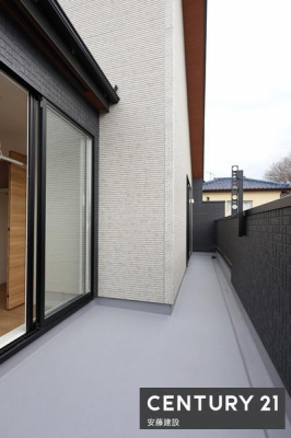 oRj[@y@oRj[@/@Balcony@z
Qo\ȃoRj[I
zǍDŐ󕨂芣܂
