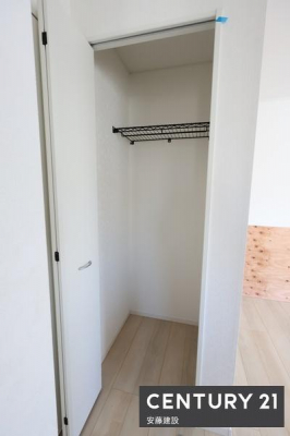 ���̑��@���r���O���[