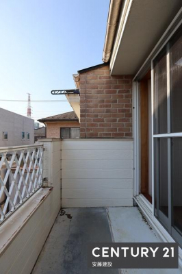 oRj[@y@oRj[@/@Balcony@z
qo\ȓ쐼oRj[
Ղ̓𗁂тĐ󕨂芣܂