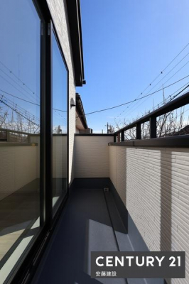 oRj[@y@oRj[@/@Balcony@z
qo\ȓ쓌oRj[
Ղ̓𗁂тĐ󕨂芣܂