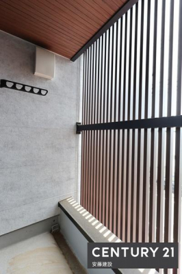oRj[@y@oRj[@/@Balcony@z
Qo\ȃoRj[
H猩炭AvCoV[݌v