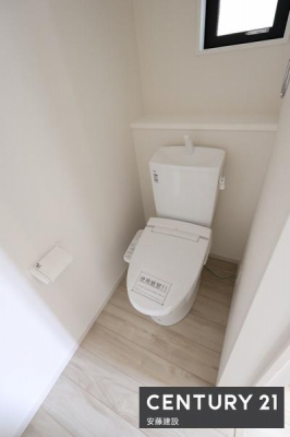 gC@y@gC@/@toilet@z
EHbVbgtgC
fCł܂