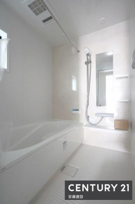 @y@1K@/@Bathroom@z
Ǝ̃oX^C߂Ȑ闁
g[@Ă芷C₷A~͉ߓxȉxh܂