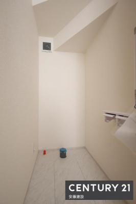 gC@y@gC@/@toilet@z
