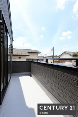 oRj[@y@oRj[@/@Balcony@z
QE2KLo\ȐoRj[
mɃT[rXoRj[t