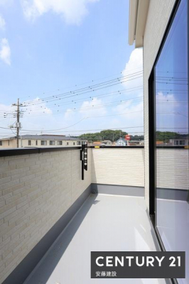 oRj[@y@oRj[@/@Balcony@z
Qo\ȓoRj[I
Ղ̓𗁂тĐ󕨂芣܂