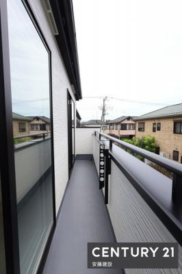 oRj[@y@oRj[@/@Balcony@z
2o\ȓ쓌oRj[I
Ղ̓𗁂тĐ󕨂芣܂