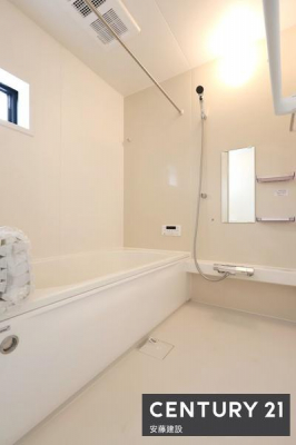 @y@@/@Bathroom@z
Ǝ̃oX^C߂Ȑ闁
g[@Ă芷C₷A~͉ߓxȉxh܂