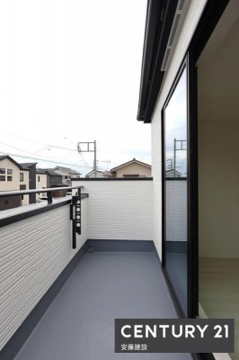 oRj[@y@oRj[@/@Balcony@z
Qo\ȓoRj[I
Ղ̓𗁂тĐ󕨂芣܂