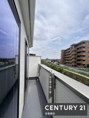 oRj[@y@oRj[@/@Balcony@z
2o\ȓ쓌oRj[I
ɍLzc̐NN