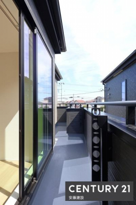 oRj[@y@oRj[@/@Balcony@z
2o\ȓoRj[I
Ղ̓𗁂тĐ󕨂芣܂