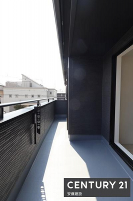 oRj[@y@oRj[@/@Balcony@z
z̗ǂ쓌oRj[I
Ղ̓𗁂тĐ󕨂芣܂