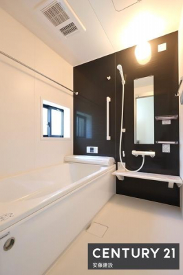 @y@@/@Bathroom@z
Ղ̂ɂZꂻȁA闁
@Ă芷C΂ł܂I