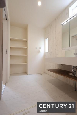 ʑEʏ@y@ʏ+lɁ@/@Washroom@z
ʏ͖ZXgXt[ɐgxxłȋ
^IʗpiȂǂ[ł郊lɊI