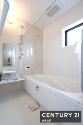 @y@@/@Bathroom@z
Ղ̂ɂZꂻȁA闁
@Ă芷C΂ł܂I