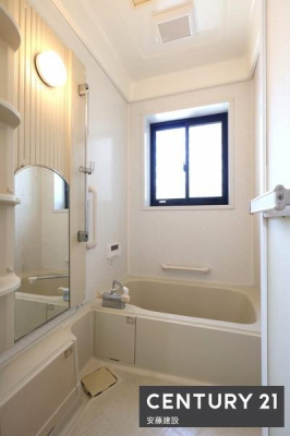 @y@@/@Bathroom@z
Ǝ̃oX^C߂Ȑ闁
芷C΂ł܂I
