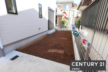 @y@@/@Garden@z
Ƃ낪ƃK[fjOƒ؉ȂǊy݂L܂I