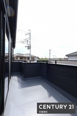 oRj[@y@oRj[@/@Balcony@z
2o\ȓoRj[I
Ղ̓𗁂тĐ󕨂芣܂