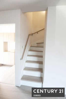 ���r���O�@���r���O�C���K�i