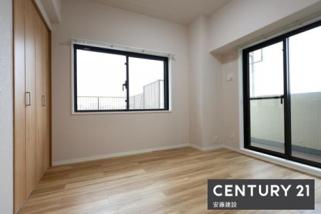 q@y@q@/@5@z
oRj[ɖʂA2ʍ̖̌邭ȗm
DȉƋRɃCAEgłL