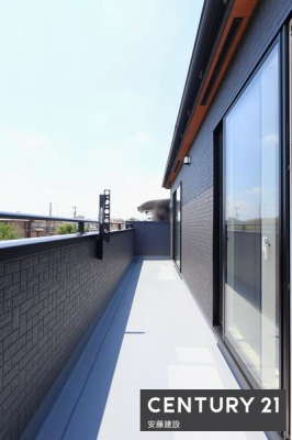 oRj[@y@oRj[@/@Balcony@z
2o\ȓoRj[I
Ղ̓𗁂тĐ󕨂芣܂