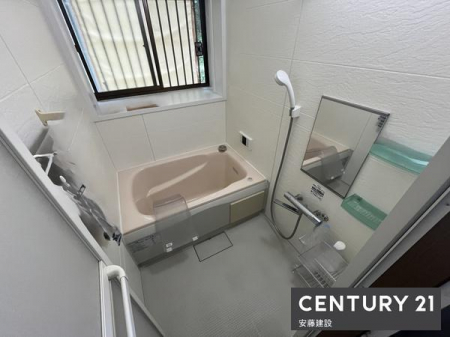 @y@@/@Bathroom@z
̔߂̐Sn悢oX^C
芷C΂ł܂I
