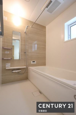 @y@@/@Bathroom@z
Ղ̂ɂZꂻȁA闁
@Ă芷C΂ł܂I