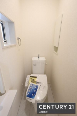 gC@y@gC@/@toilet@z
EHbVbgtgC
fCł܂