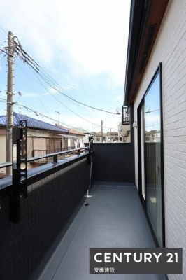 oRj[@y@oRj[@/@Balcony@z
Qo\ȖkoRj[
zՂ錚Ȃ󕨂芣܂