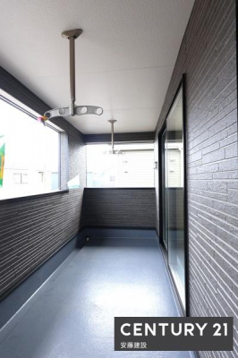 oRj[@y@oRj[@/@Balcony@z
}ȉJ̓łSȓ쓌Ci[oRj[I