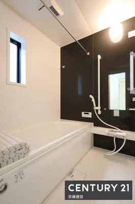 @y@@/@Bathroom@z
Ղ̂ɂZꂻȁA闁
@Ă芷C΂ł܂I