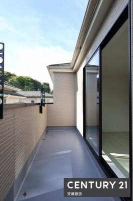 oRj[@y@oRj[@/@Balcony@z
Qo\ȓ쐼oRj[
Ƃ̍L̂ߐ󕨂̗ʂĂSł