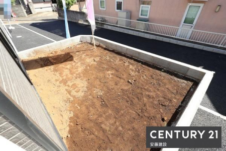 @y@@/@Garden@z
ƂXy[X