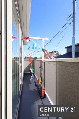 oRj[@y@oRj[@/@Balcony@z
2o\ȓ쓌oRj[I
Ղ̓𗁂тĐ󕨂芣܂