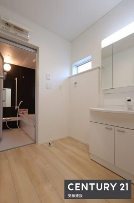 ʑEʏ@y@ʏ@/@Washroom@z
ʏ͖ZXgXt[ɐgxxłȋ
tbgő|₷ʉϑ䊮