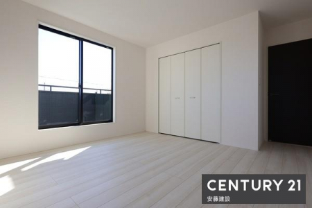 �Q���@�y�@�Q���@/�@8.5���@�z
�o���R�j�[�ɖʂ��Ė��邭���������ȐQ���I
���D�݂̉Ƌ��u���ăz�e�����C�N�ȋ�Ԃ��y���߂܂�