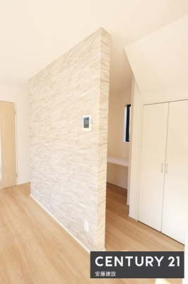 ���r���O�@�y�@�t���[�X�y�[�X�@�z
���r���O�̈��Ƀt���[�X�y�[�X����