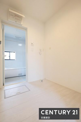 ���ʑ�E���ʏ��@�y�@�E�ߏ��@/�@Washroom�@�z
�L���A�L�b�`������o���\�ȒE�ߏ�
���ʉ��ϑ�ƕ�����Ă���ׁA�Ƒ��̓������ł����ʑ䂪�g�p�ł��܂��I