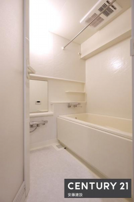 @y@@/@Bathroom@z
Ղ̂ɂZꂻȁA闁
@Ă芷C΂ł܂I