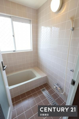 @y@@/@Bathroom@z
Ղ̂ɂZꂻȁA闁